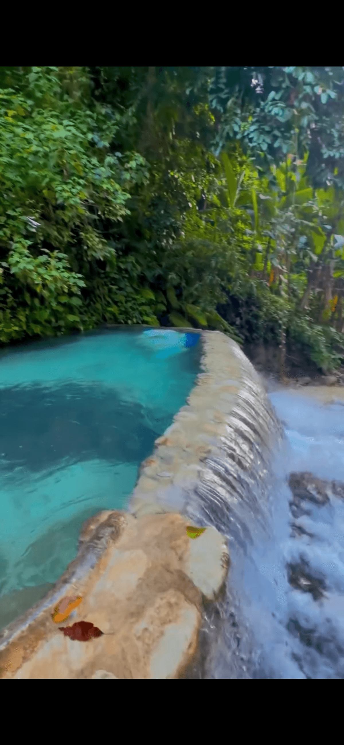 🌴🤩Excursión a VILLA MIRIAM & Malecón de Barahona Con @GuloyasTours 🚌💙 (2/6)
