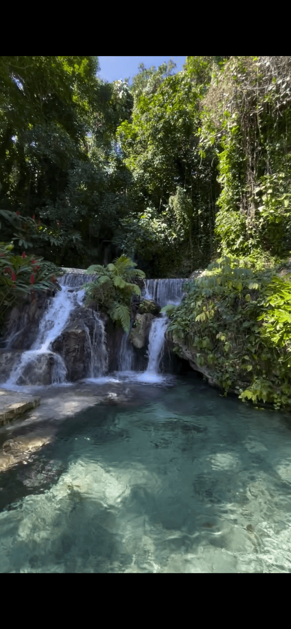 🌴🤩Excursión a VILLA MIRIAM & Malecón de Barahona Con @GuloyasTours 🚌💙 (4/6)